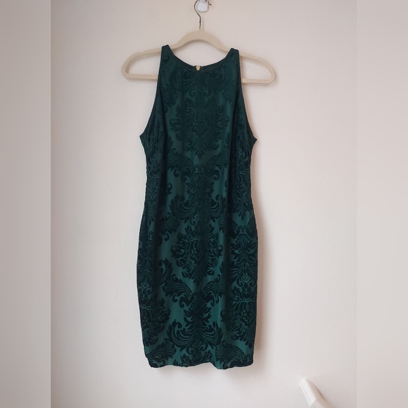 B. Darlin Emerald Green Velvet Burnout Mini Cocktail Dress, Size 13/14 - Picture 3 of 10
